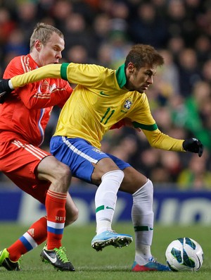 Neymar Brasil x Rússia (Foto: AP)