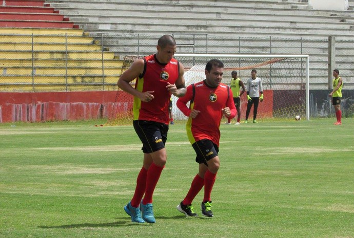 Globo FC - Luizão, atacante - Renatinho Potiguar, meia (Foto: Rhuan Carlos/Divulgação)