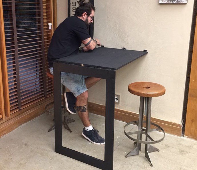 Mesa espelho aprenda a fazer uma bancada para ambientes com pouco espaço notícias em Como fazer Mesa Pc Parede ~ Mesa espelho aprenda a fazer uma bancada para ambientes com pouco espaço notícias em Como fazer