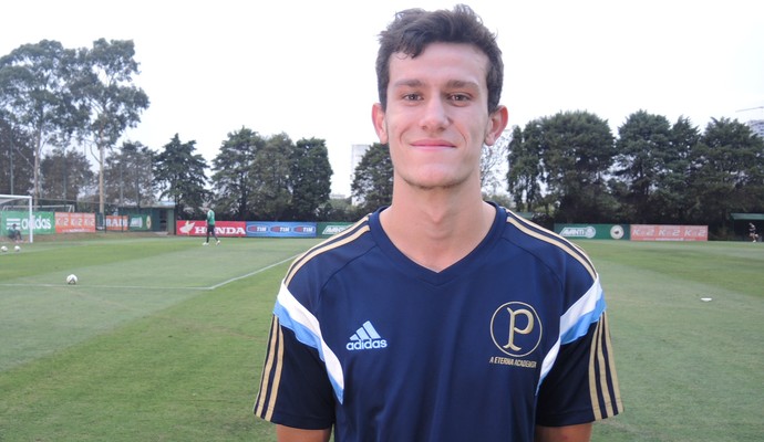 Novato, Nathan promete raça e quer vitória na estreia no Pacaembu