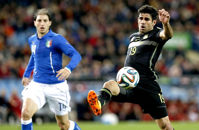 Diego Costa jogo Espanha e Itália (Foto: EFE)