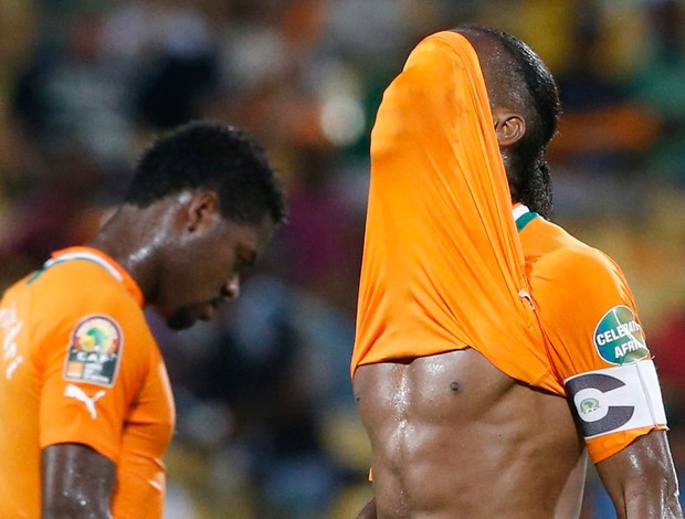 drogba nigeria x costa do marfim (Foto: Reuters)