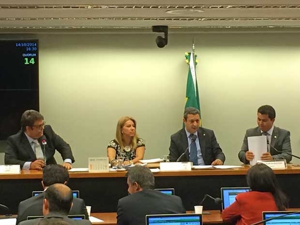 Deputados discutem caso de Argôlo em reunião do Conselho de Ética (Foto: Henrique Valverde / G1)
