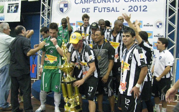 Botafogo campeão carioca de futsal 2012 (Foto: Orlando Barros/Divulgação)