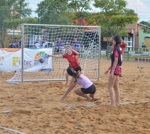 Handebol de Areia é uma das modalidades presentes nesta edição dos Jogos de Verão (Foto: Ivonisio Júnior)