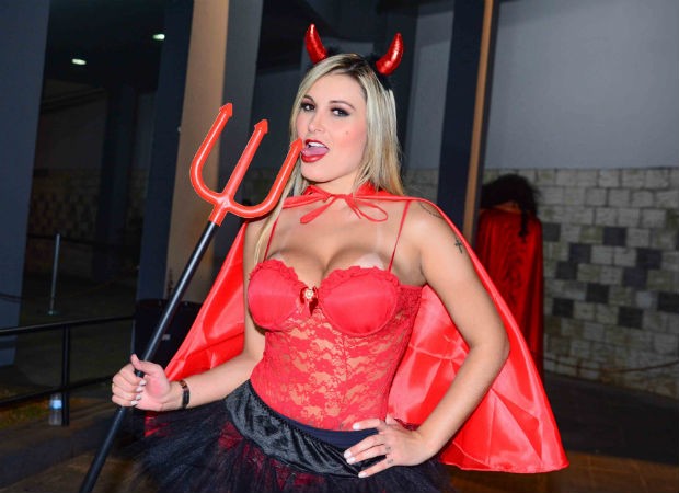 Andressa Urach (Foto: Léo Franco e Marcelo Brammer/Agnews)