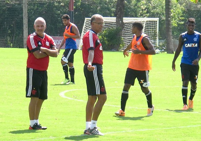 Marcelo Buarque e Jayme de Almeida no treino do Flamengo (Foto: Thales Soares)