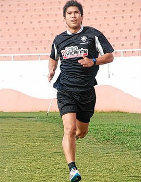 Sandro Hiroshi, atacante do Rio Branco-SP