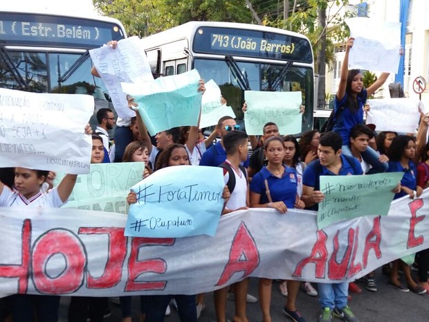 G Estudantes Protestam Contra Pec Do Teto Dos Gastos No Centro Do