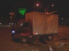 Acidente entre carro e caminhão deixa feridos e via interditada em Campinas