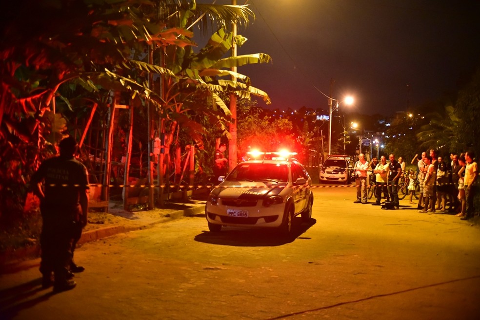 Local na rua Silva Aguiar, bairro Nova Canaã, onde Sebastião Ribeiro foi assassinado (Foto: Edson Chagas/ A Gazeta)