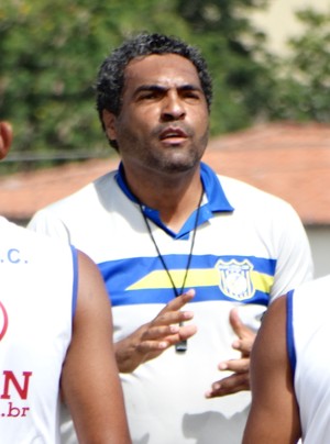Roberto de Jesus, técnico do Pesqueira (Foto: Vital Florêncio / GloboEsporte.com)
