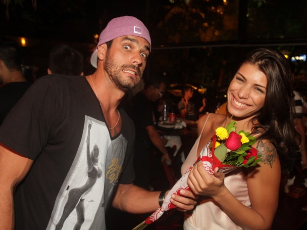 Ex-BBBs Diego e Franciele em festa de restaurante no Rio (Foto: Udo Kurt / Foto Rio News)