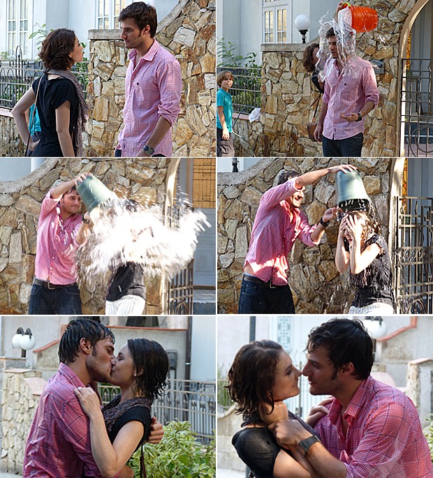 Micaela e Martin se beijam muuuuuuito em frente ao casarão (Foto: Malhação / TV Globo)