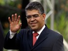 Chávez brinca e dá ordens de Cuba, diz ministro venezuelano