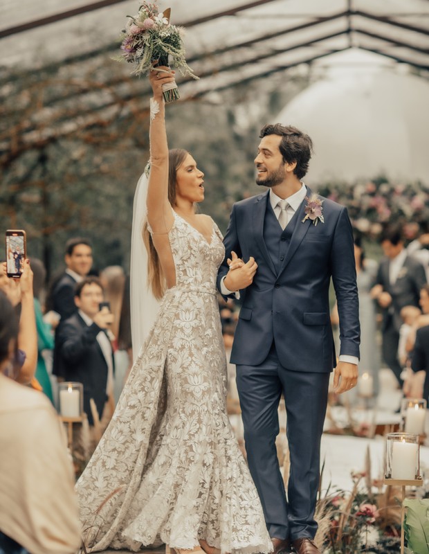 Branca Feres e Gustavo Frota: Casamento foi no dia 11 de outubro de 2021, no Rio de Janeiro (Foto: Jair Leite)