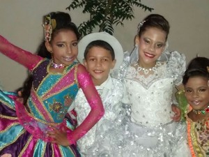 Vitória Lima (princesa), Linda Karen e Samuel (noivos), Brena Régia (princesinha) são os destaques de 2015, na Flor da Garotada (Foto: Valdenir Barbosa/Acervo Pessoal) Vitória Lima (princesa), Linda Karen e Samuel (noivos), Brena Régia (princesinha) são os destaques de 2015, na Flor da Garotada (Foto: Valdenir Barbosa/Acervo Pessoal)