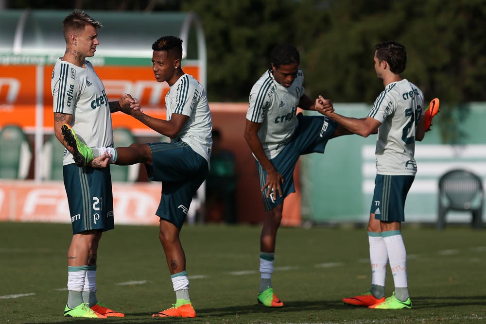  Palmeiras encerra preparação antes de viagem ao Uruguai com treino tático fechado