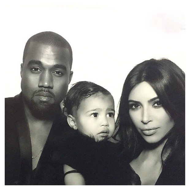 Kanye West, North West e Kim Kardashian (Foto: Instagram / Reprodução)