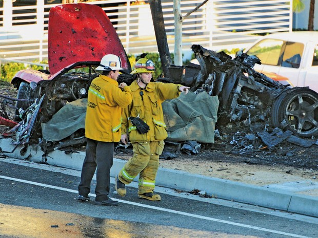 Ator de Velozes e Furiosos "Paul Walker" morre dia 30/11/2013 Obit_paul_walker_fran