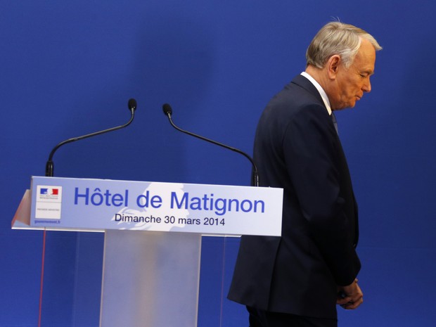O primeiro-ministro francês Jean-Marc Ayrault após pronunciamento sobre as eleições (Foto: RANCOIS GUILLOT/AFP) O primeiro-ministro francês Jean-Marc Ayrault após pronunciamento sobre as eleições (Foto: RANCOIS GUILLOT/AFP)