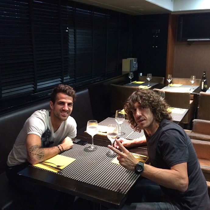Fabregas e Puyol restaurante barcelona (Foto: Reprodução / Instagram)