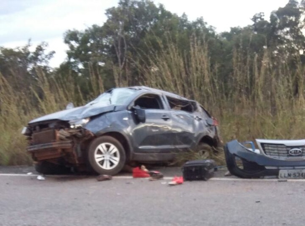 Acidente aconteceu na TO-080 entre Divinópolis e Marianópolis do Tocantins (Foto: PM/ Divulgação)