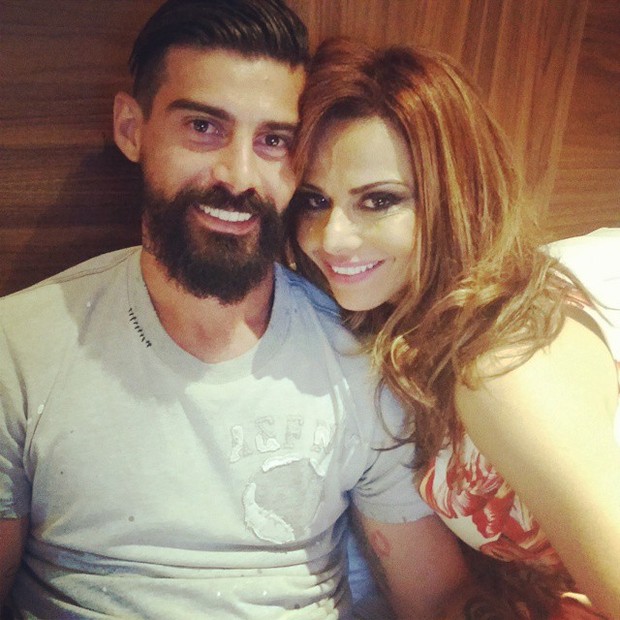 Viviane Araújo e o noivo, Radamés, em hotel em São Paulo (Foto: Instagram/ Reprodução)