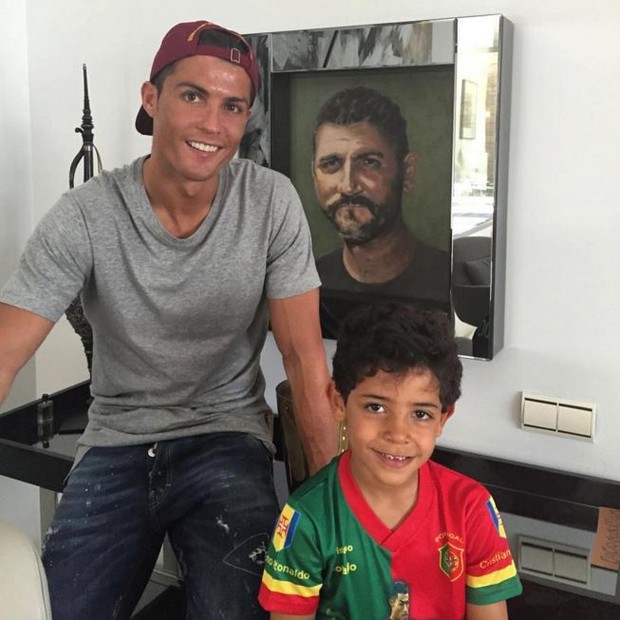 Cristiano Ronaldo e filho (Foto: Instagram / Reprodução)