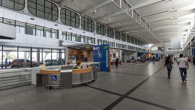 Balcão da Infraero no aeroporto de Salvador  (Foto: Portal da copa/Wikimmedia Commons)