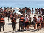 Caminhão com 14 câmeras vai ajudar policiamento na praia do Arpoador