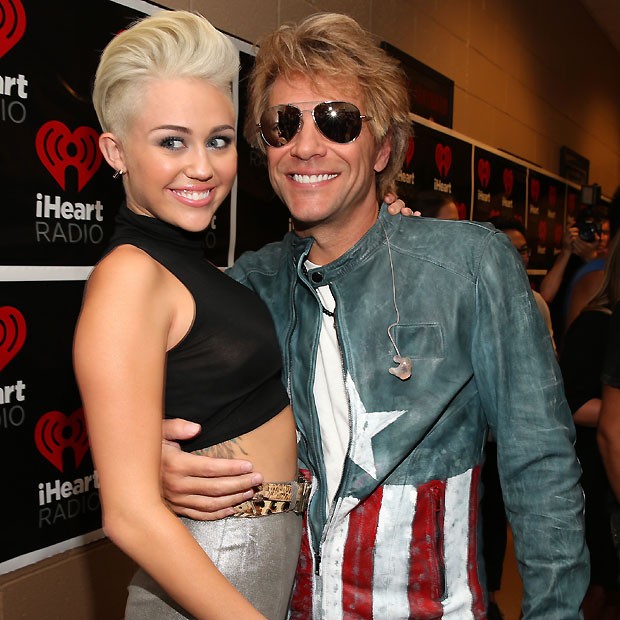 Stop by concert Copyright Miley Cyrus ganha "chega mais" de Jon Bon Jovi - Quem | QUEM News