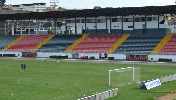 Estádio Municipal de Varginha, Melão (Foto: Régis Melo)
