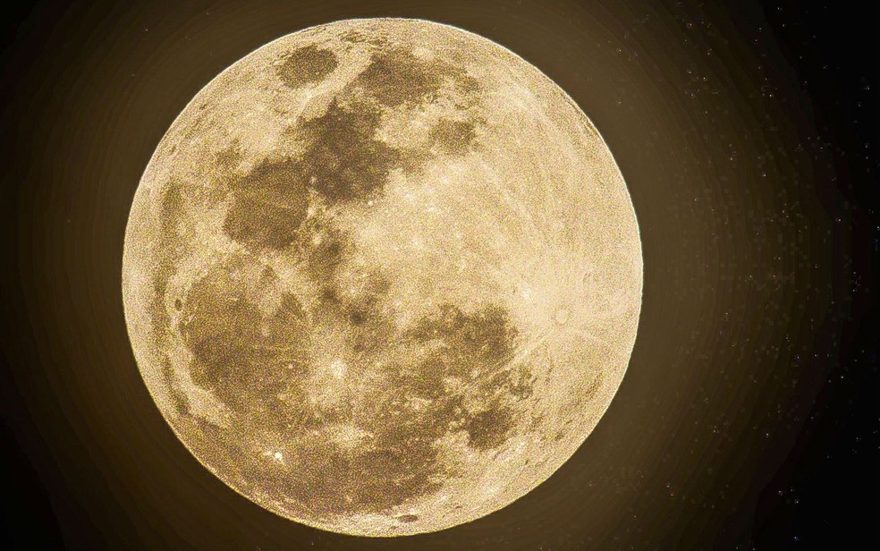 Superlua em Porto Ferreira (SP) (Foto: Fábio José de Oliveira/Arquivo Pessoal)