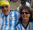 Casal viaja 5 mil km de carro para ver jogos (Cássia Bandeira/ G1)