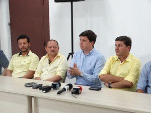 João Tenório, prefeito de São Joaquim do Monte, Agreste de Pernambuco (Foto: Alessandra Costa/ G1)