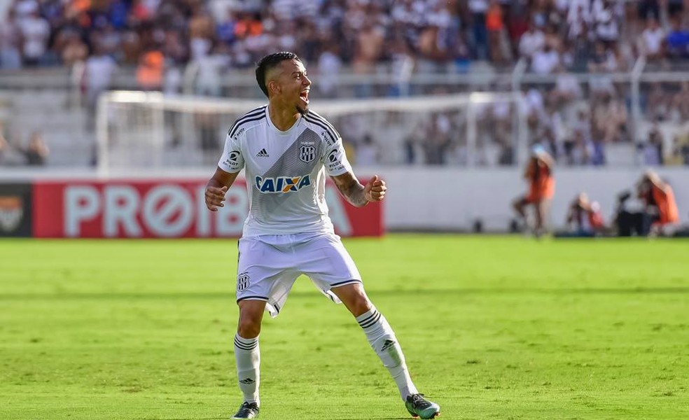 Lucca é uma das esperanças de gol da Ponte para a primeira rodada do Brasileirão (Foto: Fabio Leoni/ PontePress)