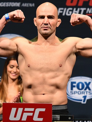 Glover Teixeira pesagem UFC Nashville MMA (Foto: Getty Images)