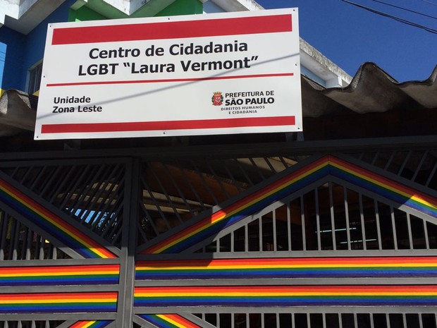 Novo centro de cidadania LGBT leva o nome da transexual Laura Vermont (Foto: Paula Paiva Paulo/G1)
