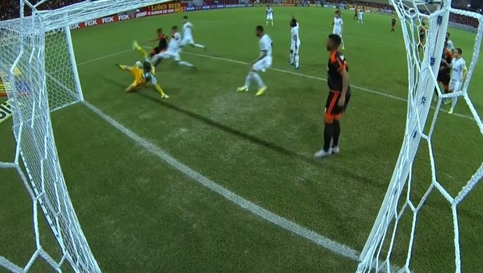 Fernando Prass e mais quatro 