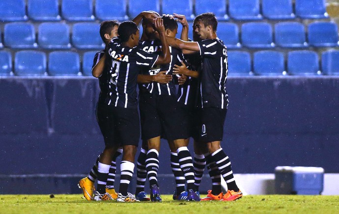 Comemoração do Corinthians contra o Rio Branco, Copinha (Foto: Marcos Bezerra / Agência estado)