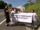 Ciclistas protestam por segurança na Rodovia Constâncio Cintra