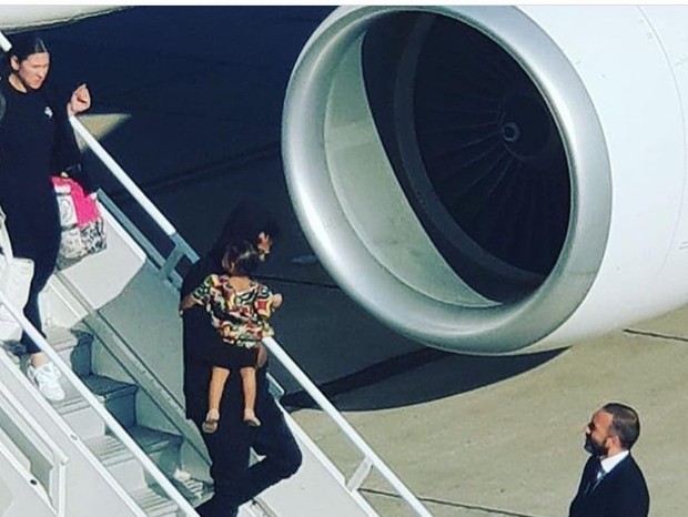 Beyoncé e Jay Z desembarcam na África com os filhos (Foto: Instagram) Beyoncé e Jay Z desembarcam na África com os filhos (Foto: Instagram)