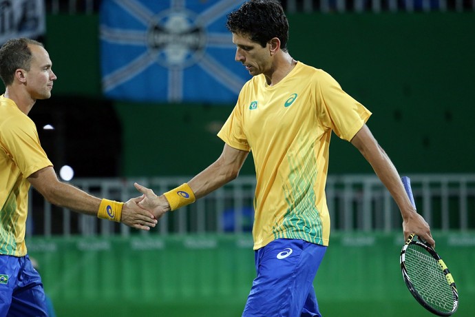 Bruno Soares e Marcelo Melo Olimpíada Rio 2016 tênis contra romenos (Foto: Cristiano Andujar/CBT)