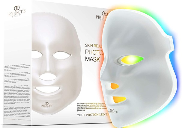 Máscara LED Fototerapia 7 Cores (Foto: Reprodução/ Amazon)