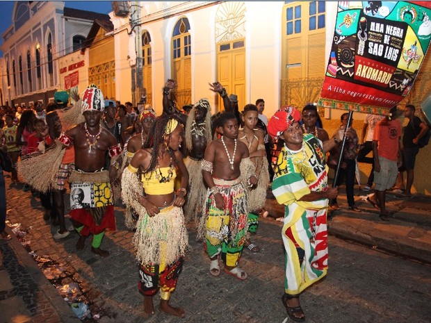 Bloco Akomabu comemora 30 anos em São Luís (Foto: Biné Morais/O Estado)