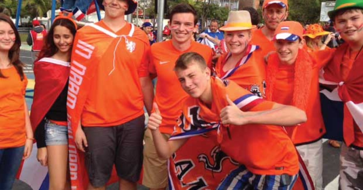 Confira fotos da torcida da Holanda em praça de Holambra fotos em Campinas e Região g1