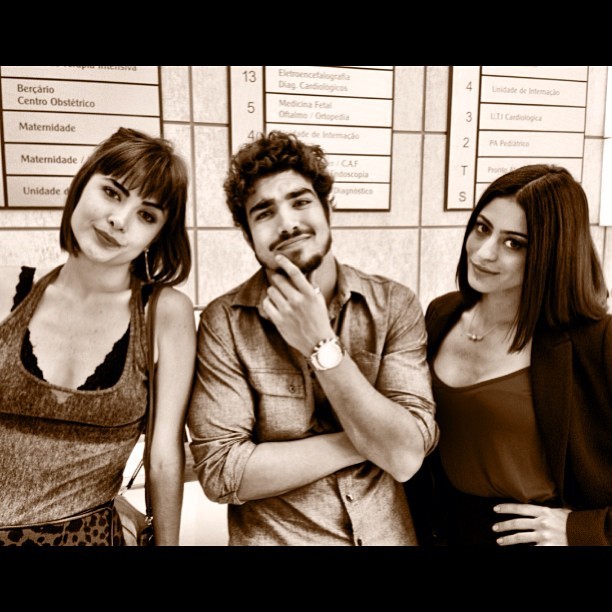 Maria Casadeval, Caio Castro e Carol castro (Foto: Instagram / Reprodução)