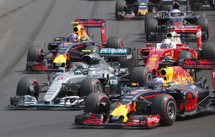 Hamilton e Ricciardo GP da Hungria Fórmula 1 (Foto: Reuters)
