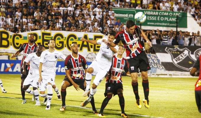 ABC x Botafogo-SP (Foto: Alexandre Lago/GloboEsporte.com)